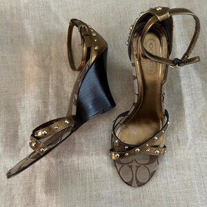 Vintage Coach Bronze Logo Wedge Sandals – Size 7.5 Made in Italy